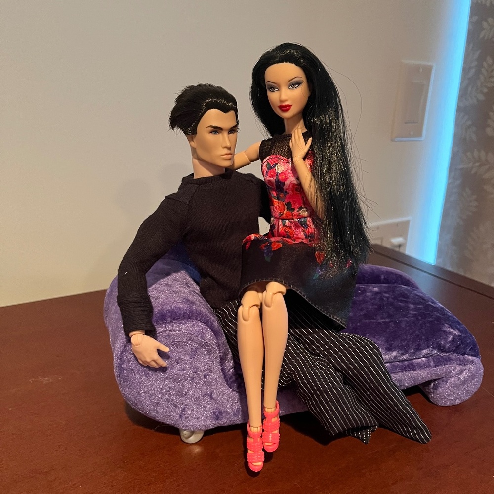 Barbie Doll 2009 Basics Collection 001, Model 05, Mattel - Picture 7 of 8